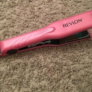 Revlon Straightener