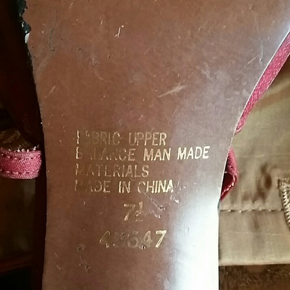 UNLISTED a Kenneth Cole Production shoes - Picture 3 of 8