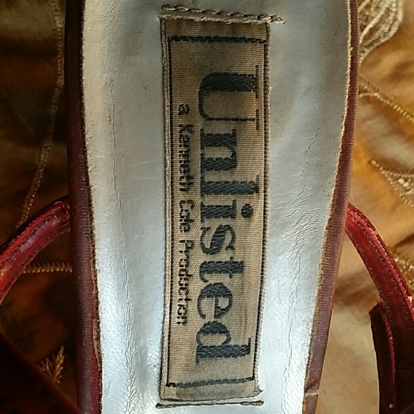 UNLISTED a Kenneth Cole Production shoes - Picture 4 of 8