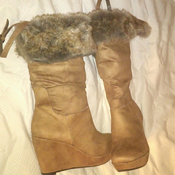 SOLD SOLD SOLD!  CALL IT Spring faux suede boot's