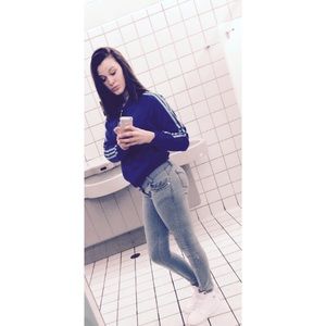 Meet your Posher, Ashlee