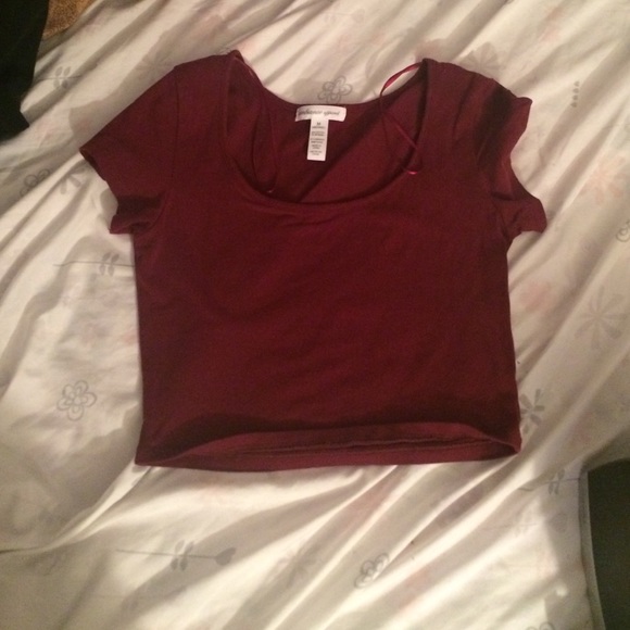 Basic Burgundy Crop Top