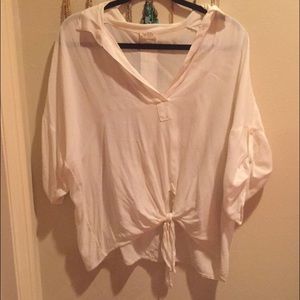 Super soft top by John Galt by Brandy Melville!