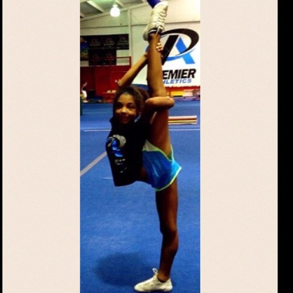 Meet your Posher, Rosalyn - Picture 4 of 4