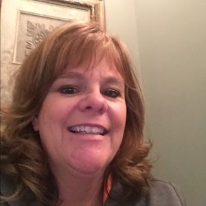 Meet your Posher, Pam