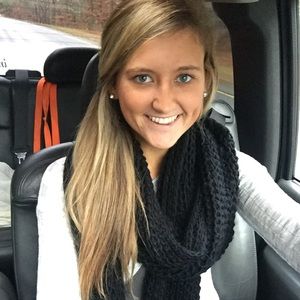 Meet your Posher, Samantha