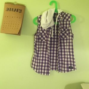 NEW PLAID TOP WITH HOODIE ATTACHED
