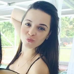 Meet your Posher, Juliana