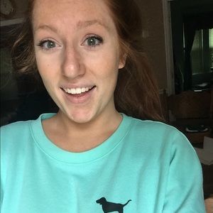 Meet your Posher, Brenna