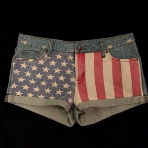 USA Flag BDG Urban Outfitters Jean Shorts Size 32