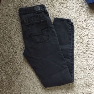 American Eagle High Rise Jegging- Black
