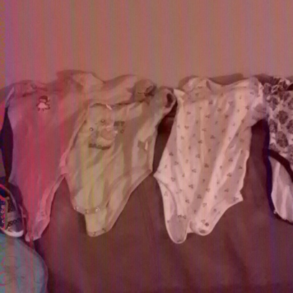 Six piece baby bundle - Picture 2 of 3