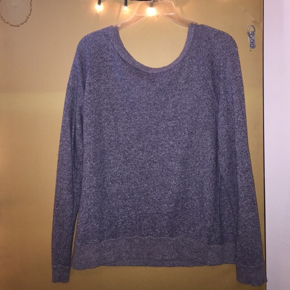 Grey long sleeve sweater