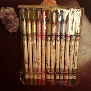 Colorful aray of eye/lip pencils
