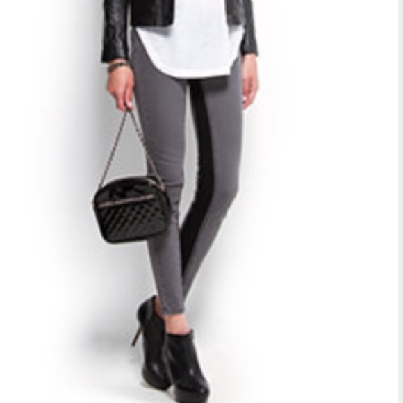 **SOLD**Mango Jeans Leggings w/ Black Inseam