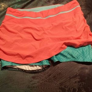 Moving comfort coral aqua skirt / skort