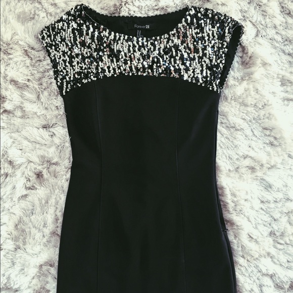 Silver & Black Sequin "Little Black Dress" LBD - Picture 2 of 4
