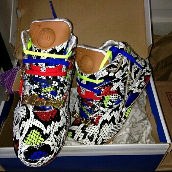 Melody Eshani Reebok Pumps