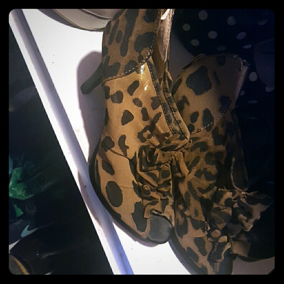 Cheetah heels