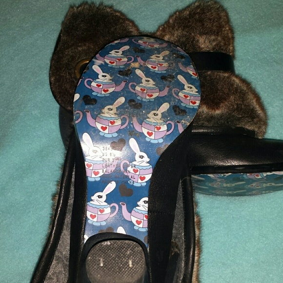 Short heeled fur boots - Picture 3 of 3