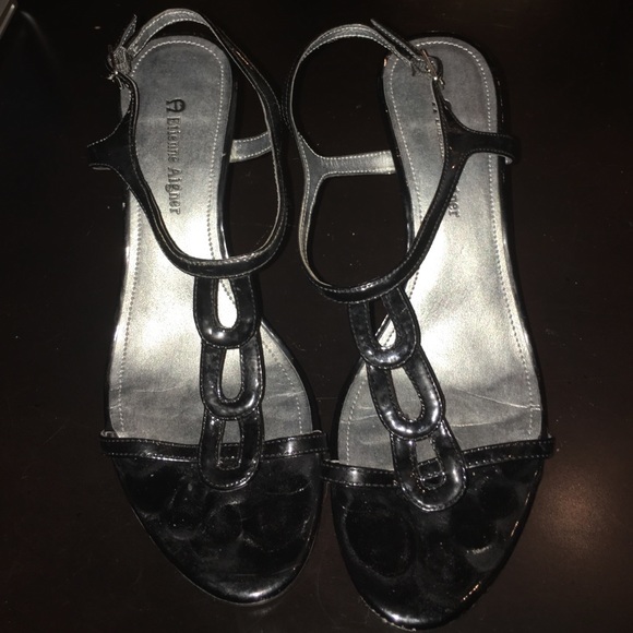 Etienne Aigner strap heel