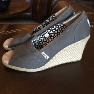Toms Gray Wedge Heel
