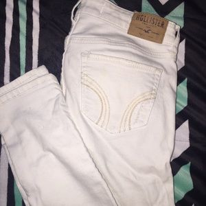 Hollister low rise white jeggings