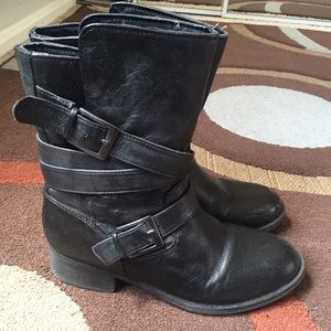 Steve Madden Boots