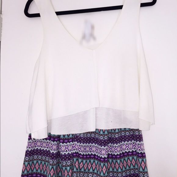 White breezy crop top