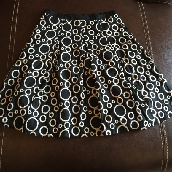 Ann Taylor High Wasted Skirt - Picture 3 of 4