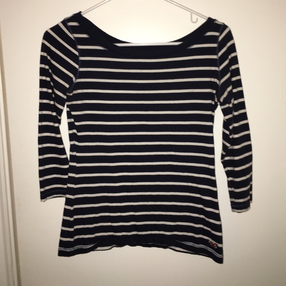 Hollister top