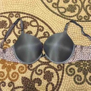 Victoria secret leopard grey strappy bra