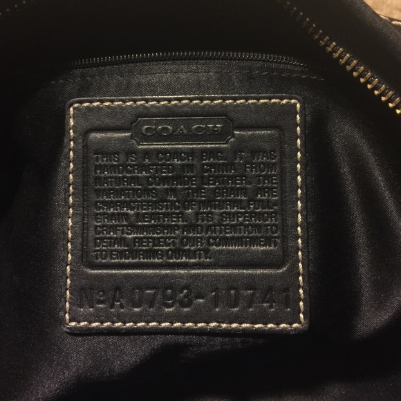 Coach Bag - Picture 2 of 3