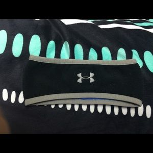 Underamour thick headband