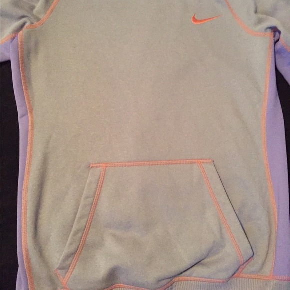 Nike sweatshirt