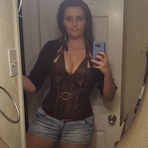 Meet your Posher, Bonnie