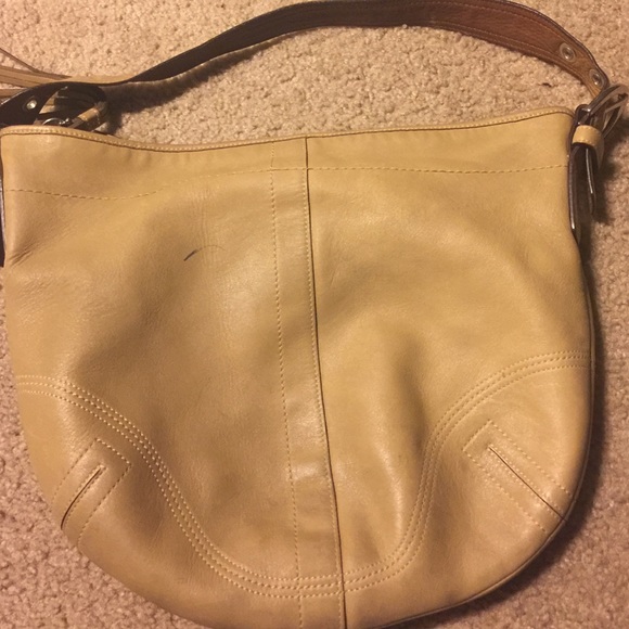 Used Coach - Picture 4 of 4