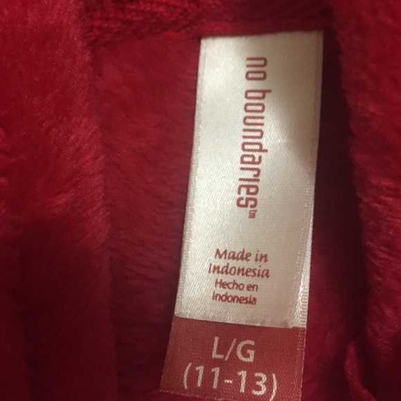 No boundaries red jacket - Picture 2 of 2