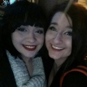 Meet your Posher, Cari