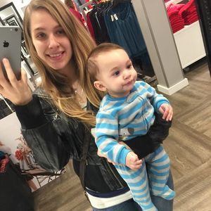 Meet your Posher, Jennifer