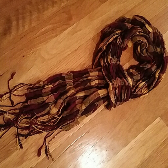 4 SCARF BUNDLE - Picture 2 of 4