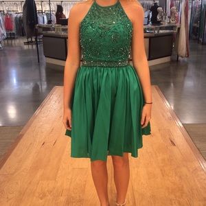 SHERRI HILLL!!!! never worn