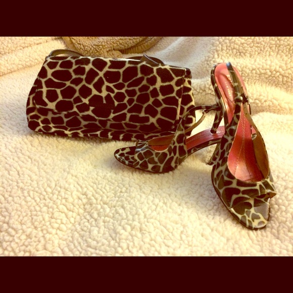 Fab ♠️KATE SPADE♠️ Heels w/FREE matching bag!