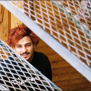 Meet your Posher, Wally