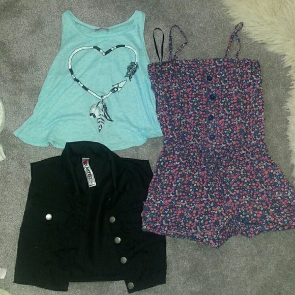 BUNDLE- blouse,jumper and vest