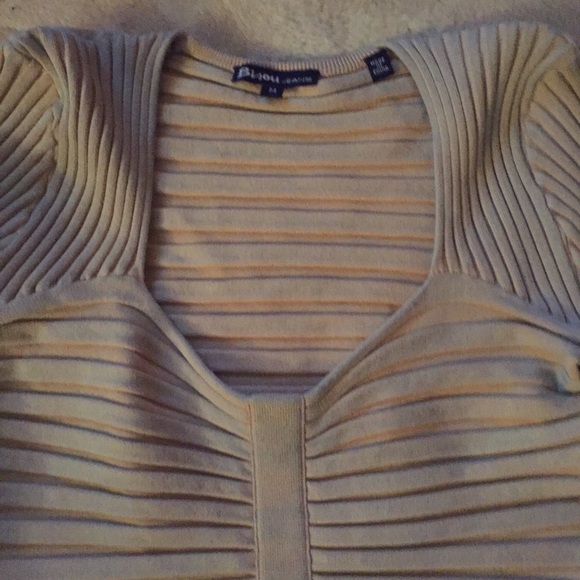 Bisou Jeans Beige Silk sweater - Picture 2 of 3