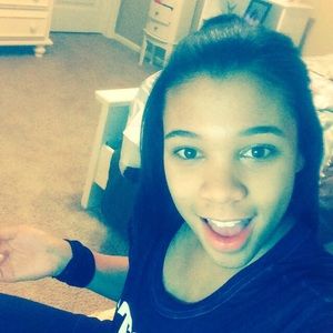 Meet your Posher, Moe