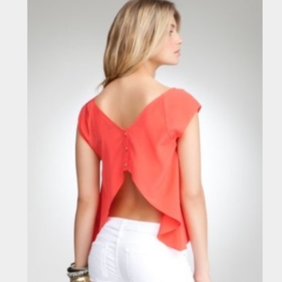 Beautiful Coral Bebe Top! Open Back Detail!