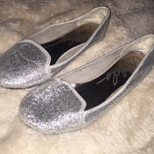 Silver flats
