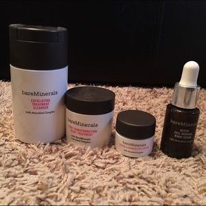@cindehoffman91 :Bare Escentuals bundle